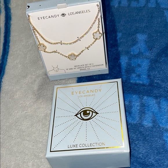 Gold Necklace Set - Picture 2 of 2